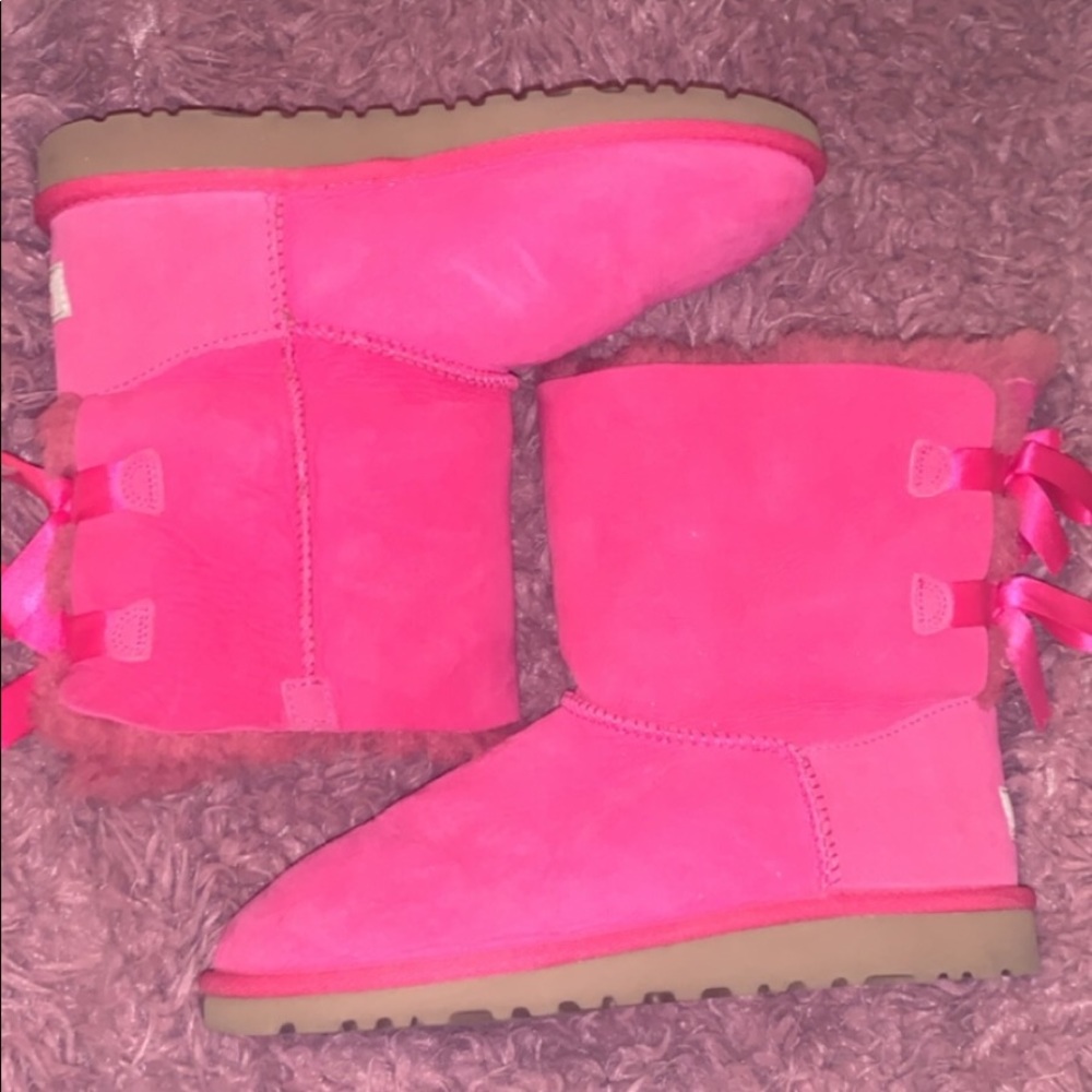 Pink Bailey Bow Uggs!
